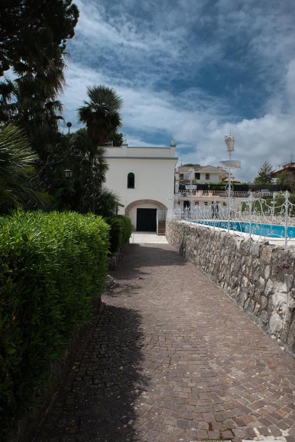 Villa Maria Teresa Vendicio Bagian luar foto