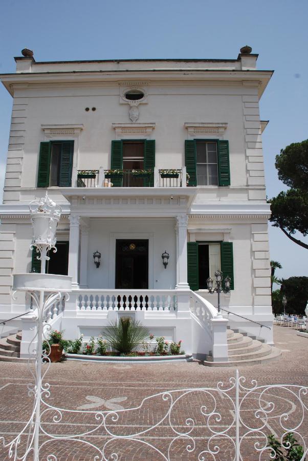 Villa Maria Teresa Vendicio Bagian luar foto